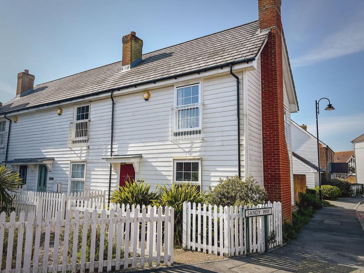 Tradewinds Villa Camber Exterior foto