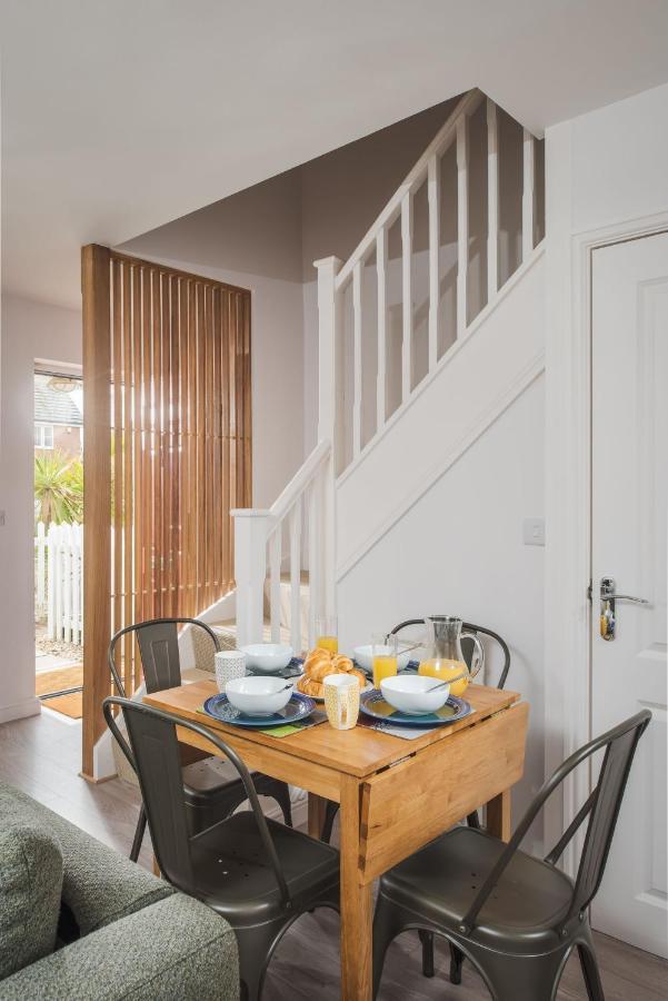 Tradewinds Villa Camber Exterior foto