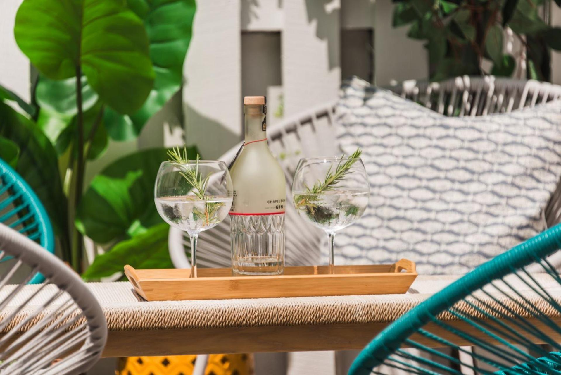 Tradewinds Villa Camber Exterior foto