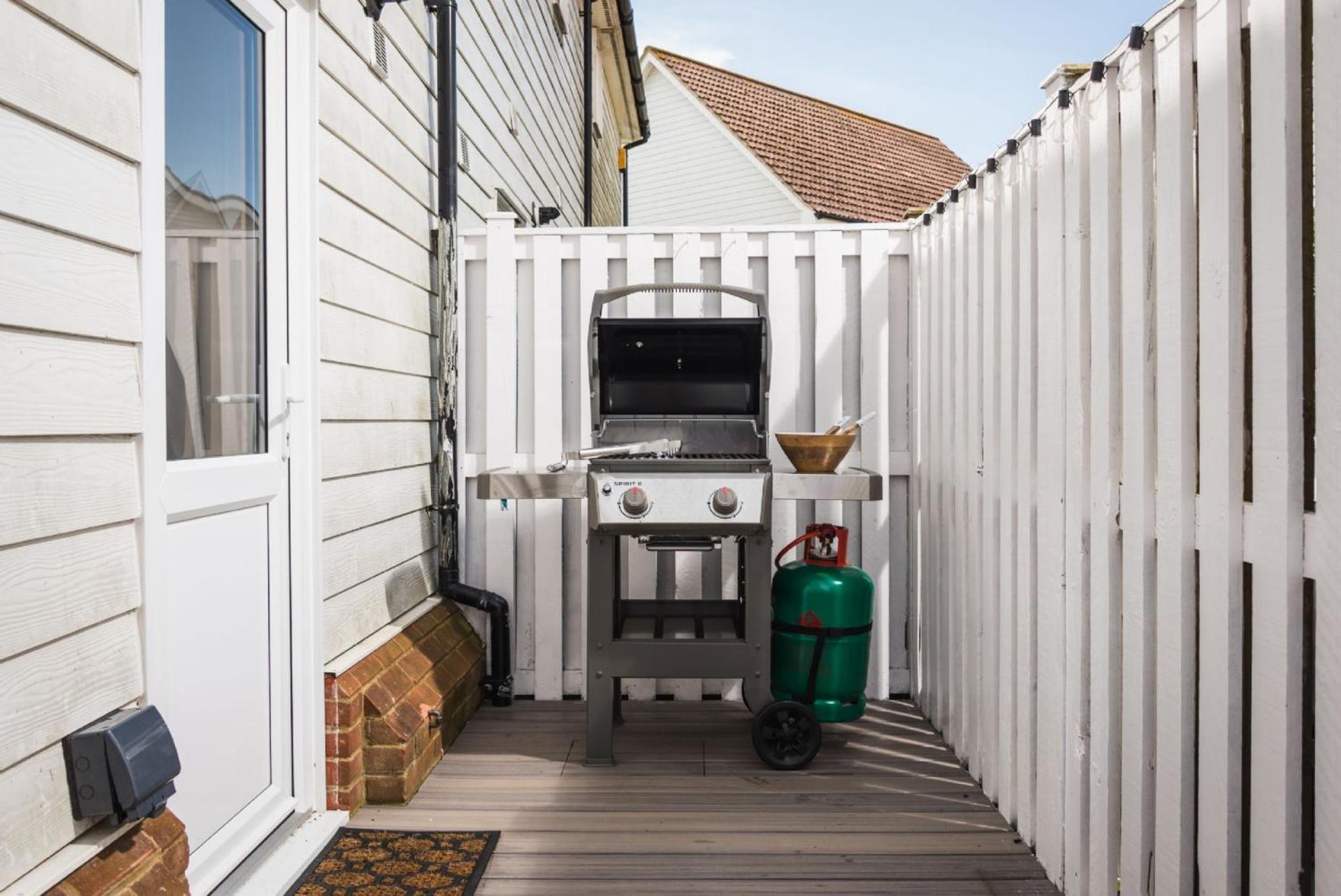 Tradewinds Villa Camber Exterior foto